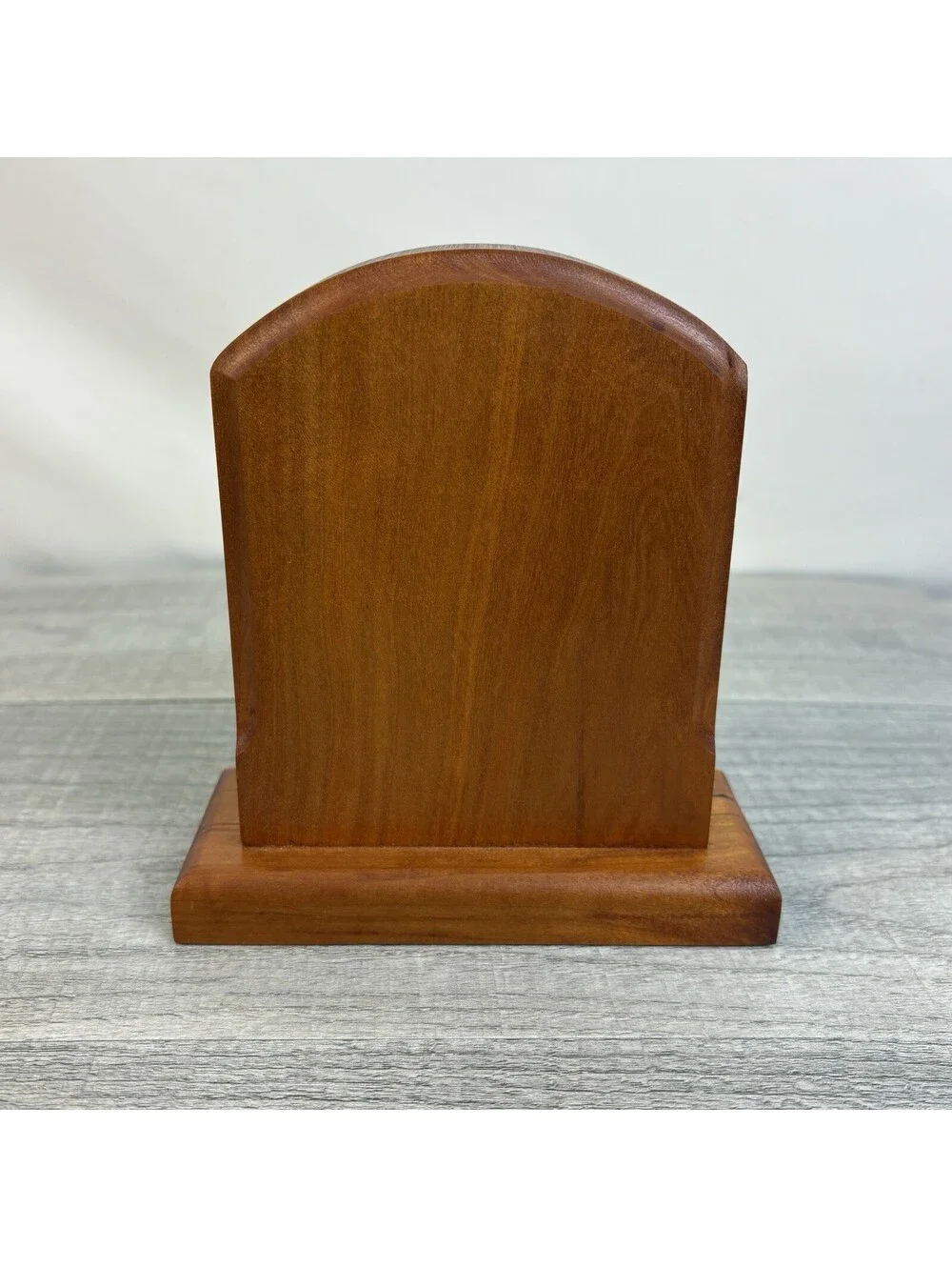 Vintage Solid Wood Mantel / Desk Quartz Clock – Made in USA